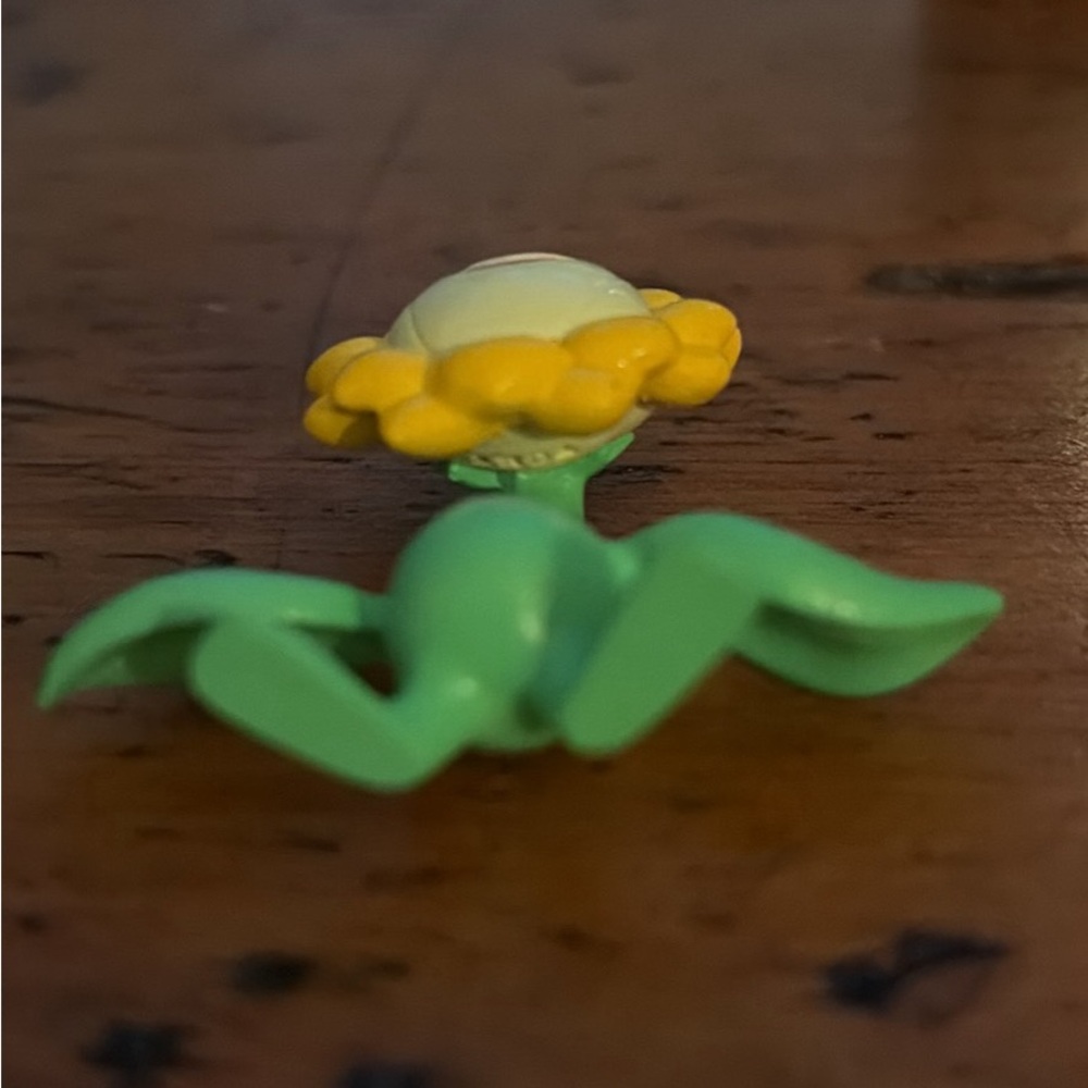 TOMY Pokemon SUNFLORA 2" Mini Figure CGTSJ Vintage Nintendo Toy Collectible - Picture 4 of 5